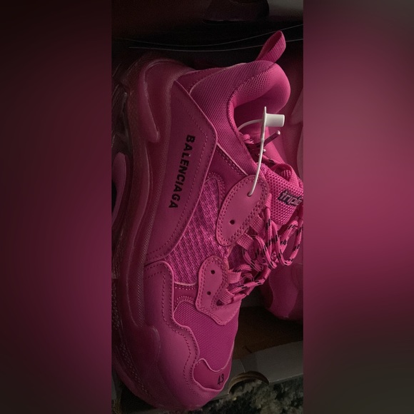 Ordered wrong size - Picture 2 of 7